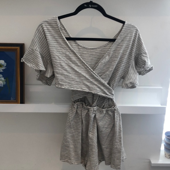 Lush Romper - Picture 3 of 4